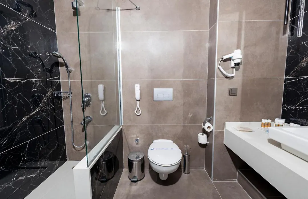 Crystal Centro Pearl Collection Hotel Antalya Toilets photo