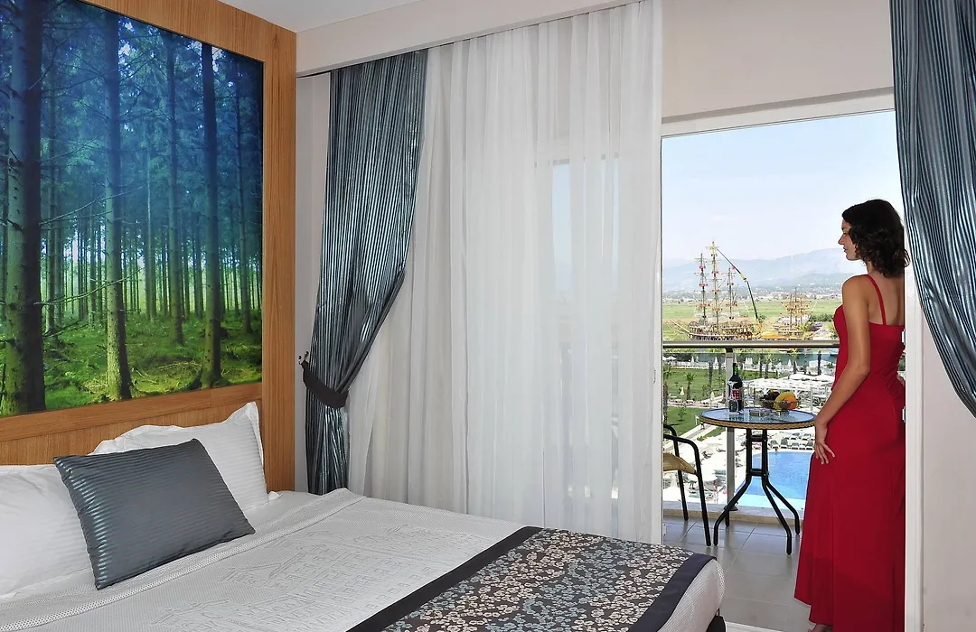 Lake & River Side Hotel & Spa Room photo