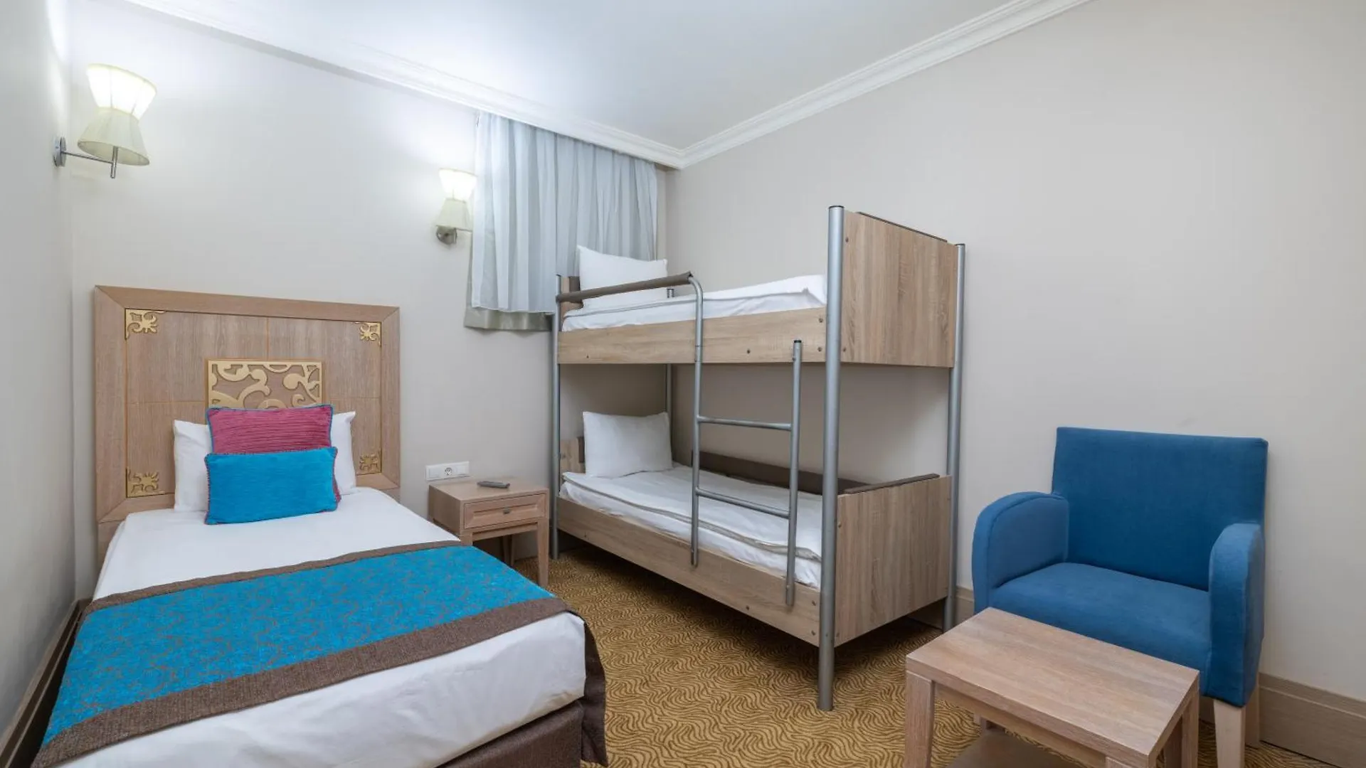 Crystal Family Comfort Collection Belek Room photo