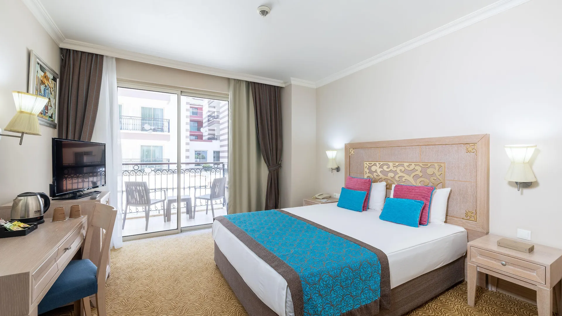 Crystal Family Comfort Collection Belek Room photo